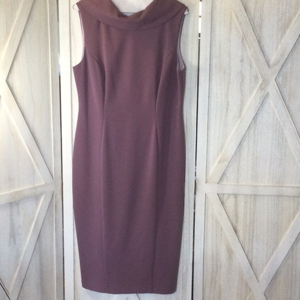 Beautiful lilac sheath dress.  Perfect for a wedding!